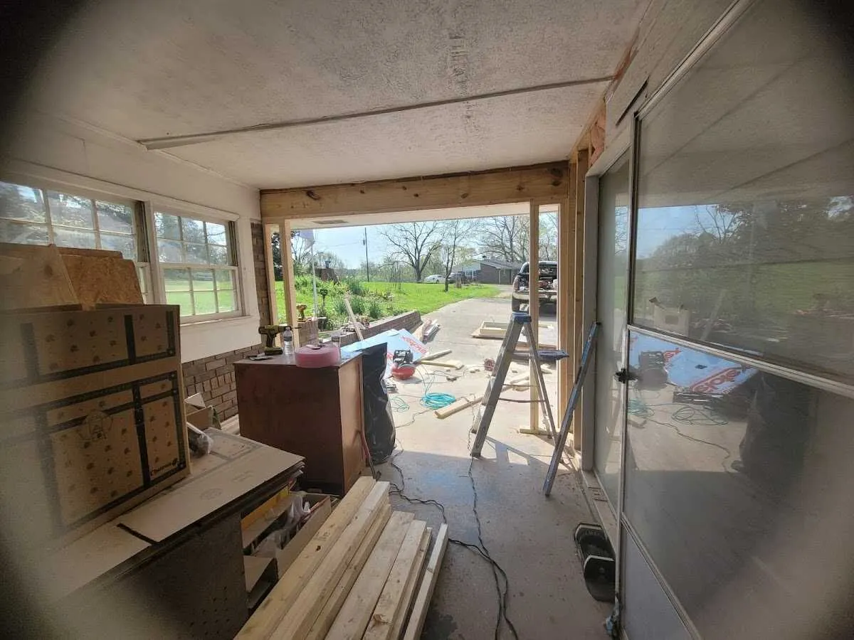 Air movers and dehumidifier for Water Mitigation Services in Greenbrier